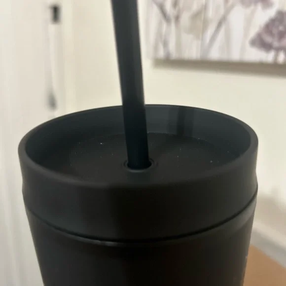 NEW Dunkin' Donuts “Salem Runs on Dunkin” Black Tumbler with Removable Straw - Picture 3 of 4